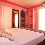 100% Fun Hotel