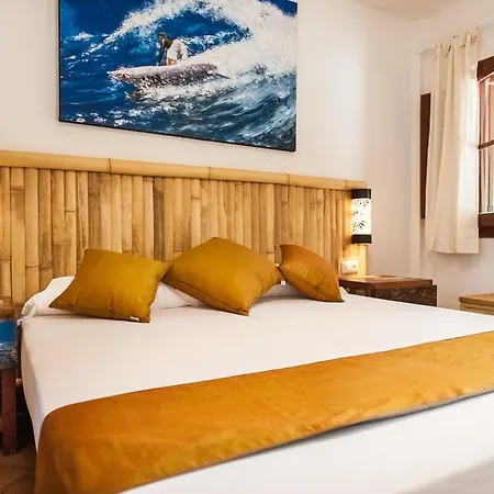 100% Fun Hotel 2*