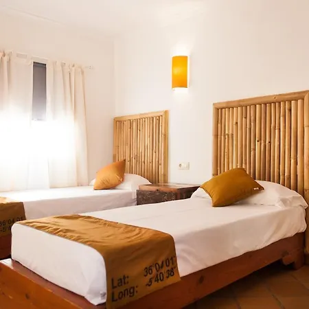 100% Fun Hotel