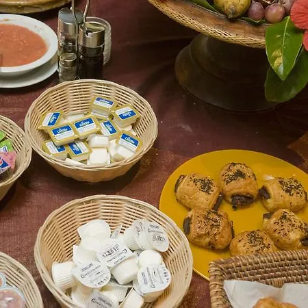 Отель 100% Fun Тарифа