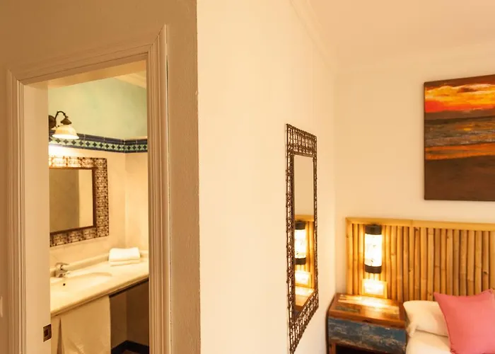 100% Fun Hotel 2*