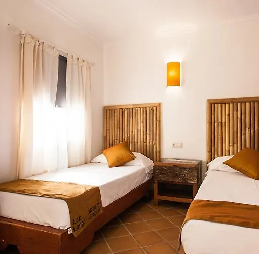 Hotel 100% Fun 2*