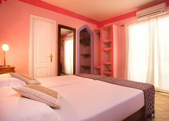 100% Fun Hotel